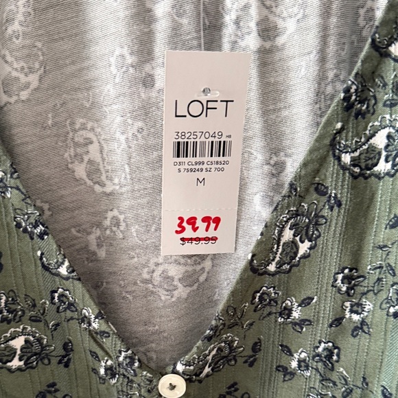 LOFT Olive Floral V-Neck Blouse - Picture 4 of 4